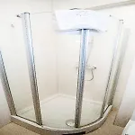 מלון Alex&george Boutique 4*
