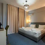Alex&george Boutique מלון קלוז'-נאפוקה
