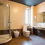 Alex&george Boutique