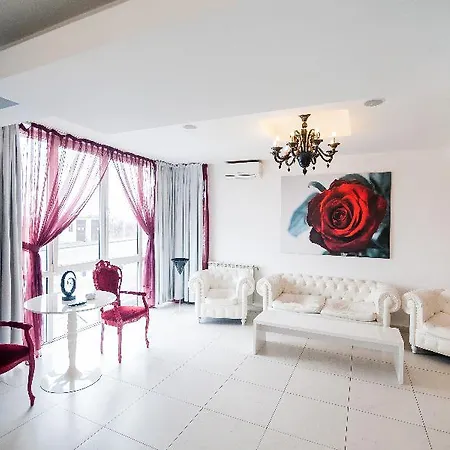 Готель Alex&george Boutique 4*