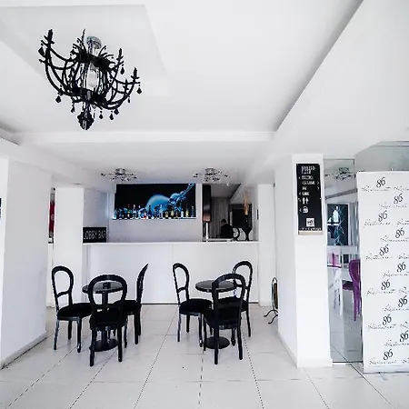 Alex&george Boutique 4*