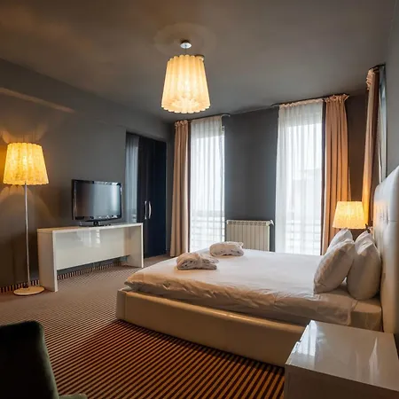 Alex&george Boutique Hotel 4*