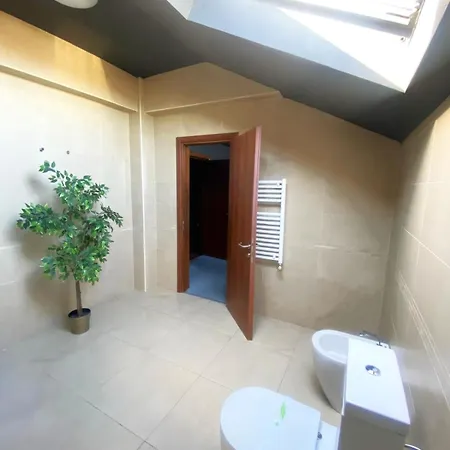 Alex&george Boutique 4*