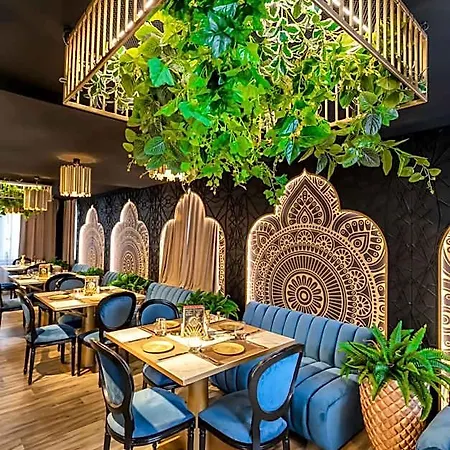 Hotel Alex&george Boutique 4*