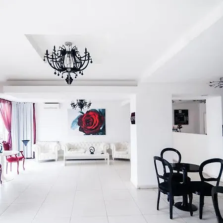 Alex&george Boutique 4*