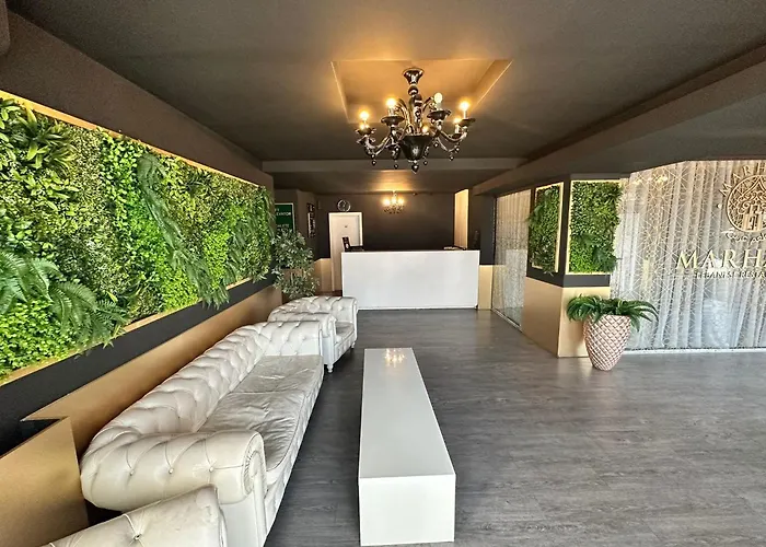 Hotel Alex&george Boutique 4*