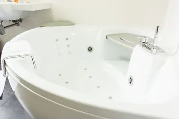 Alex&george Boutique 4*