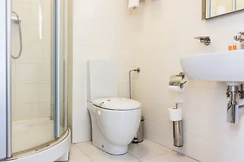 Alex&george Boutique 4*