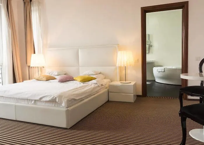 Hotel Alex&george Boutique